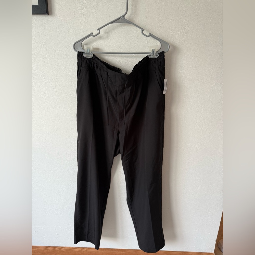 Women’s Old Navy wide leg pants. NWT!! Size XL!!